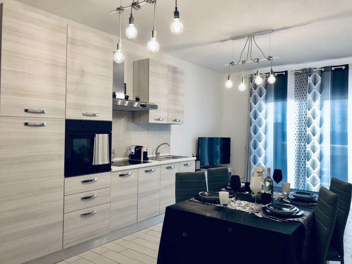 Il Tramonto Luxury House Apartment วัลเลดอเรีย ภายนอก รูปภาพ